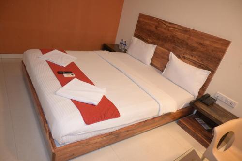 hotel royal residency