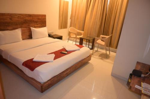 hotel royal residency