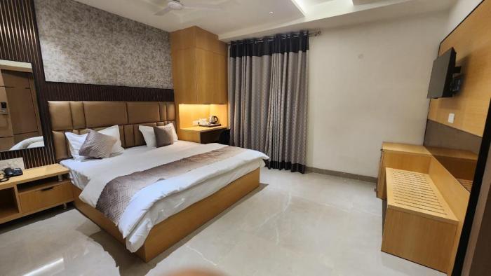 hotel somnath palace