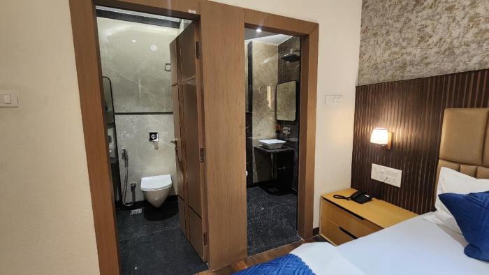 hotel somnath palace