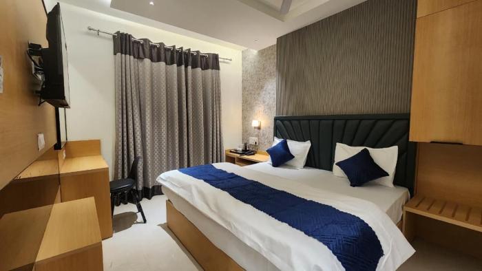 hotel somnath palace