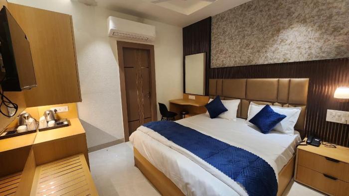 hotel somnath palace