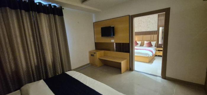 hotel somnath palace