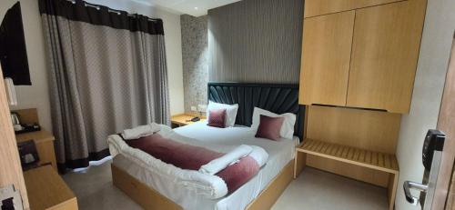 hotel somnath palace