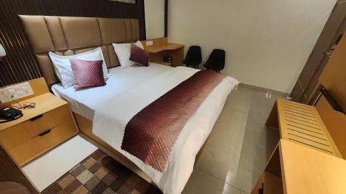 hotel somnath palace