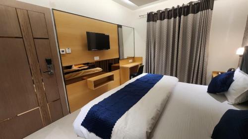 hotel somnath palace