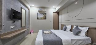 hotel the shivay