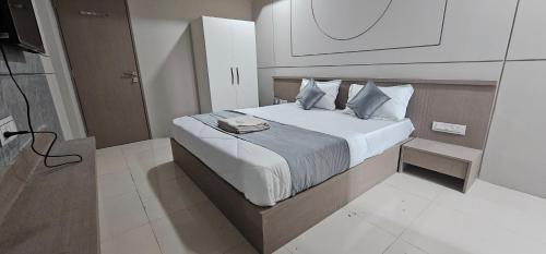hotel the shivay