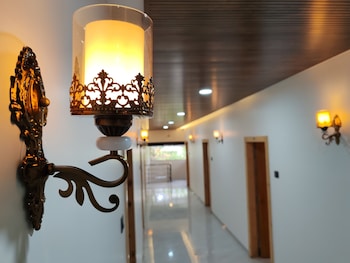 hotel satkar inn