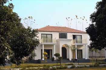 aaradhyam resort and spa