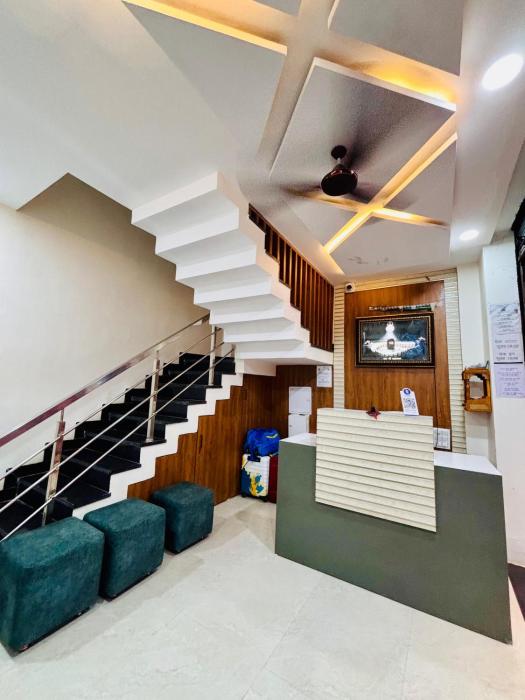 hotel vinayak