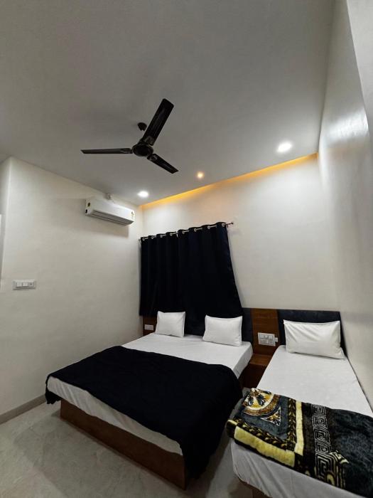 hotel vinayak