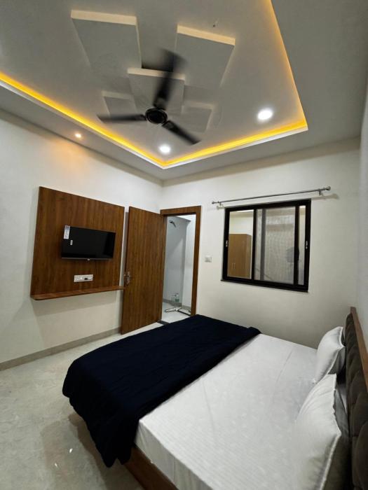 hotel vinayak