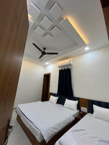 Hotel Vinayak,,1 star