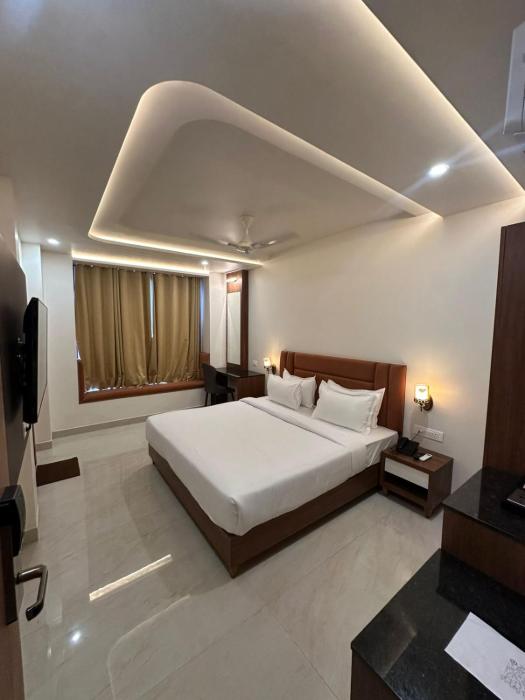 hotel sanidhyam bliss varanasi