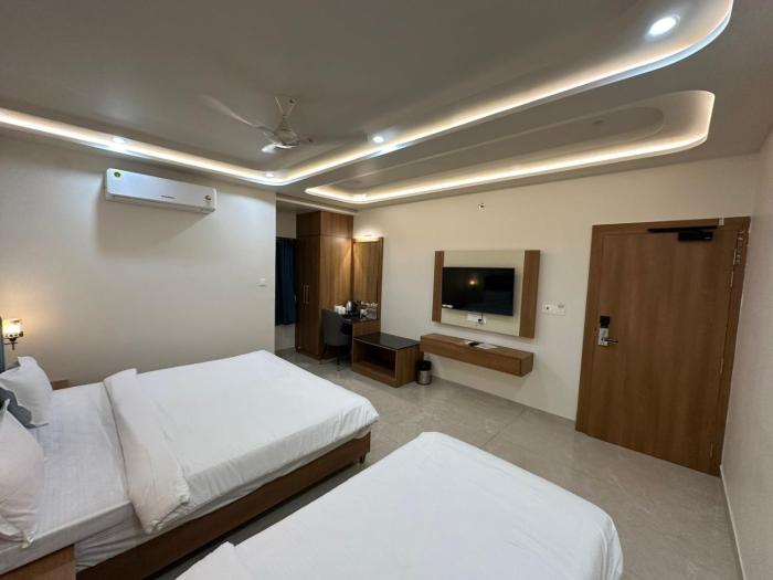 hotel sanidhyam bliss varanasi