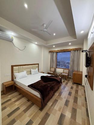 hotel himalayan park
