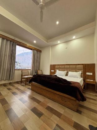 hotel himalayan park