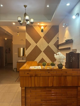 Hotel Himalayan Park,,3 star