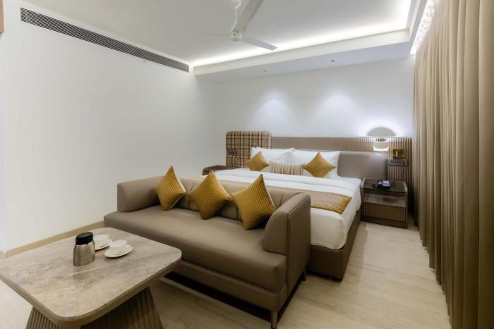 emerald luxe a boutique hotel