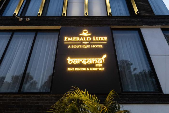 emerald luxe a boutique hotel