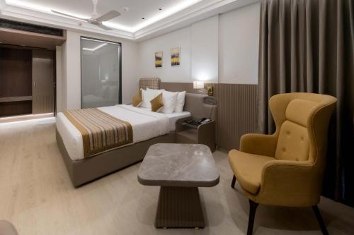 emerald luxe a boutique hotel