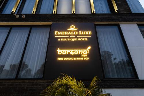 emerald luxe a boutique hotel