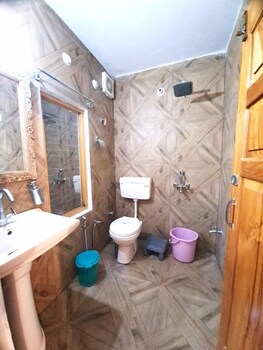 gopi homestay and restaurant jim corbett
