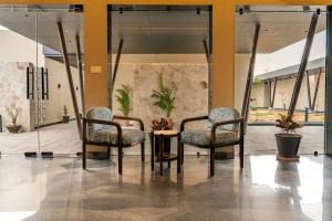 kmr hotels and resorts