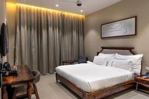 kmr hotels and resorts