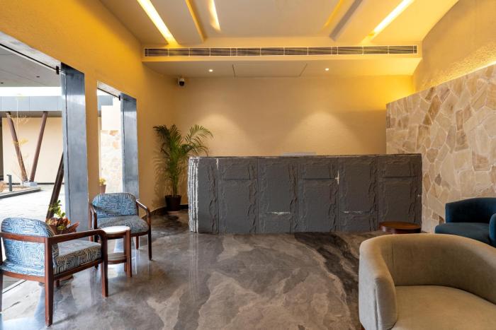 kmr hotels and resorts