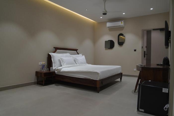 kmr hotels and resorts