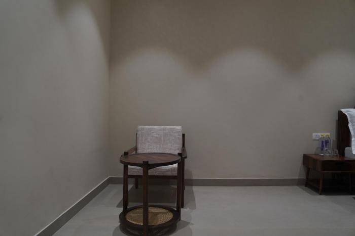 kmr hotels and resorts