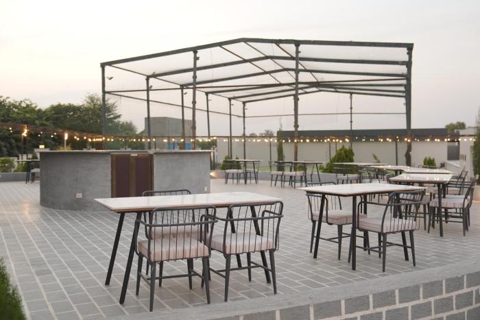 kmr hotels and resorts