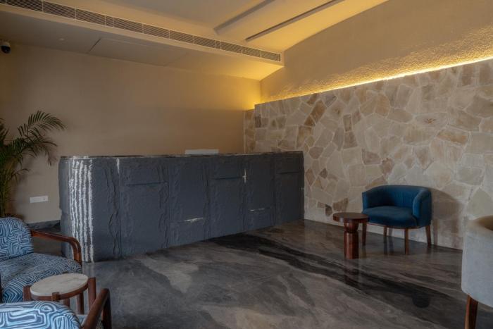 kmr hotels and resorts