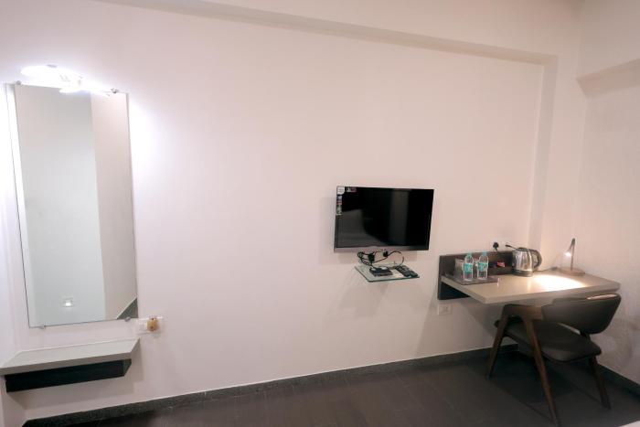 palm greens suites and banquet