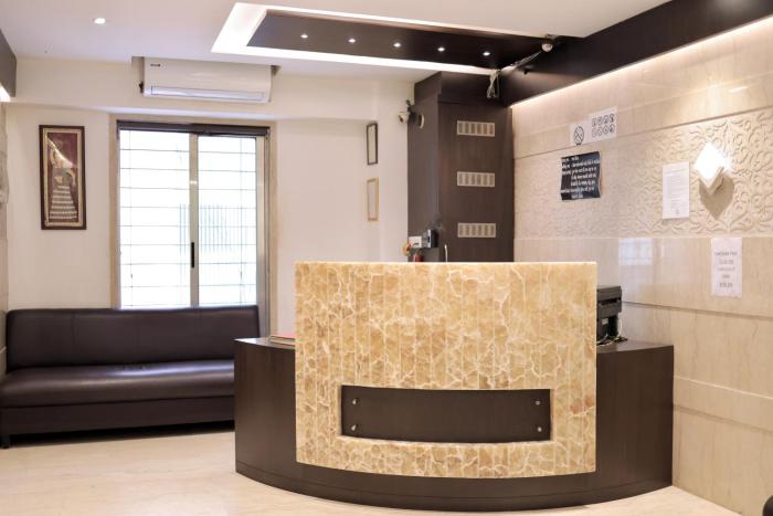 palm greens suites and banquet