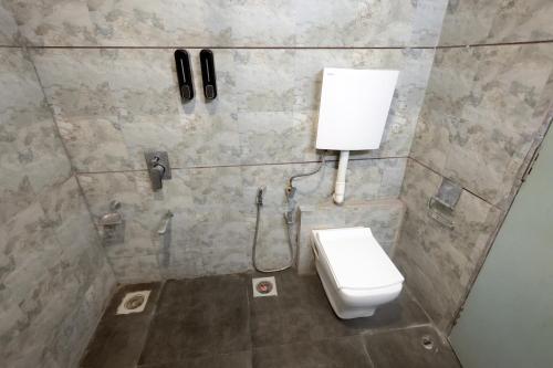 palm greens suites and banquet