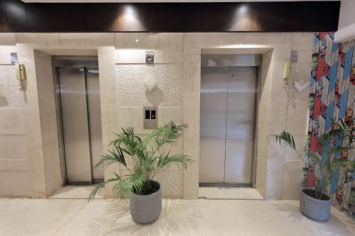 palm greens suites and banquet