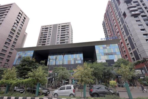 palm greens suites and banquet