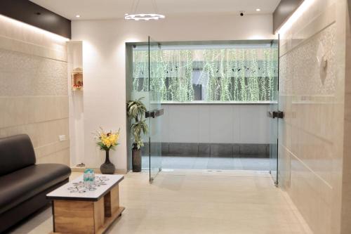 palm greens suites and banquet