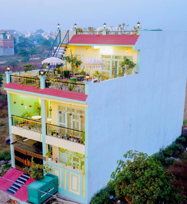the gulmohar villa