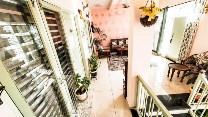the gulmohar villa