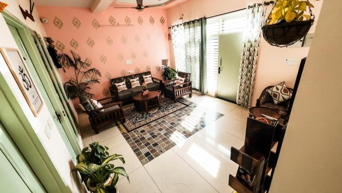 the gulmohar villa