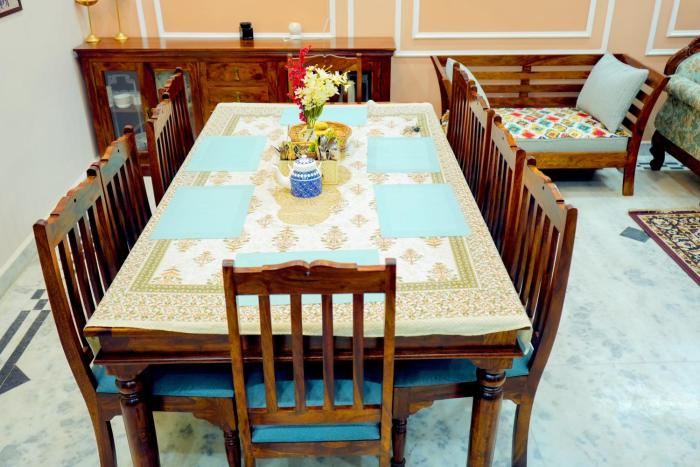 the gulmohar villa