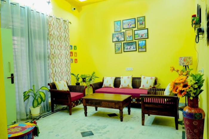 the gulmohar villa