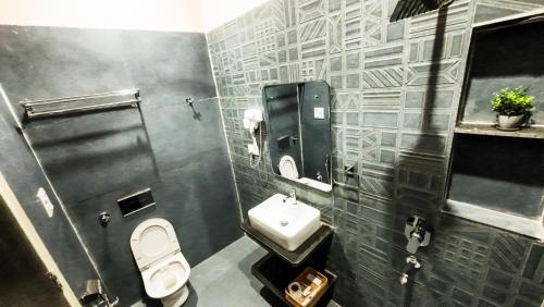 the gulmohar villa