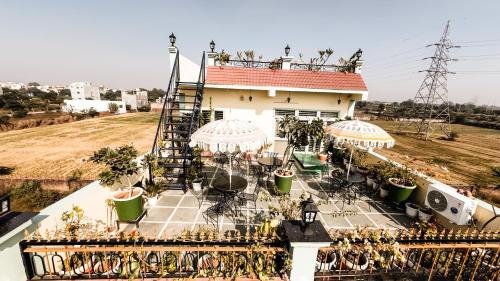 the gulmohar villa