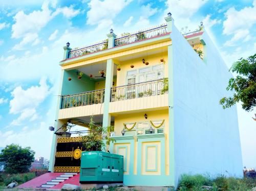the gulmohar villa
