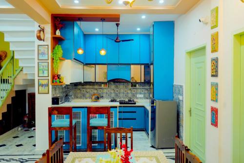 the gulmohar villa